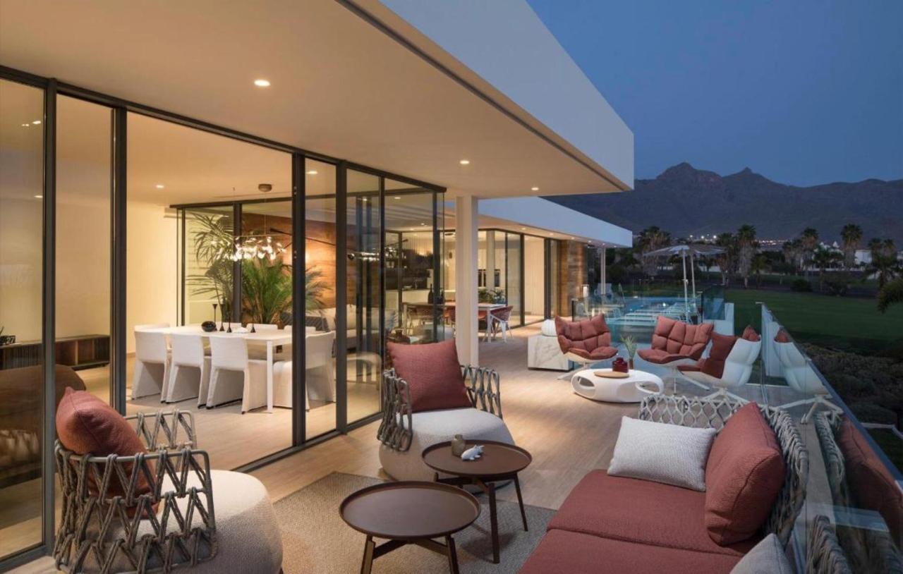 Luxury Villa Rebeka - Heated Pool And Jacuzzi Costa Adeje  ภายนอก รูปภาพ