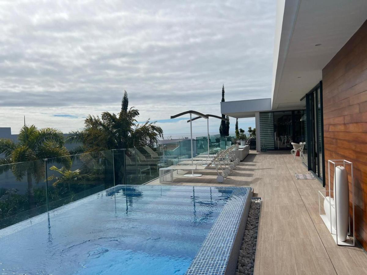 Luxury Villa Rebeka - Heated Pool And Jacuzzi Costa Adeje  ภายนอก รูปภาพ